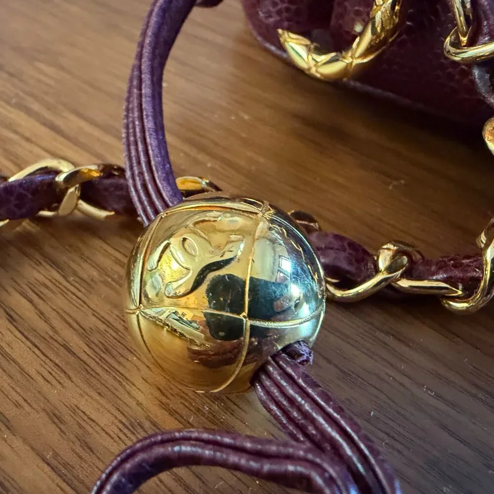 Vintage Chanel Handbag - Picture 6 of 7